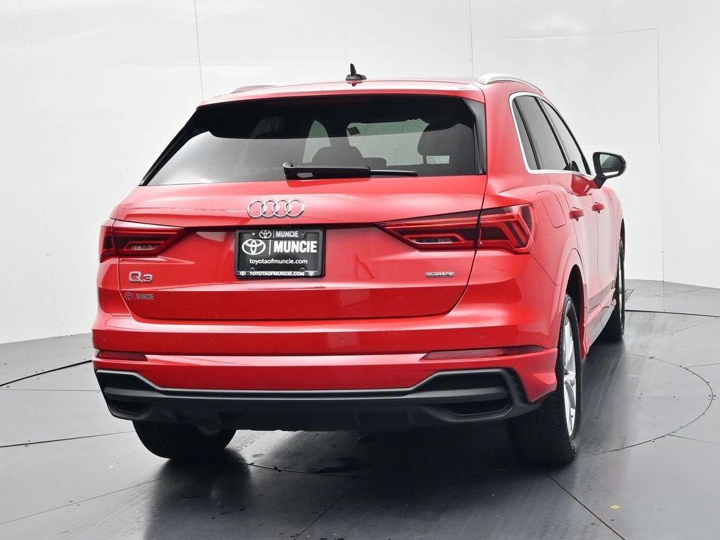 Used 2024 Audi Q3 2.0T Premium AWD/4WD image 7
