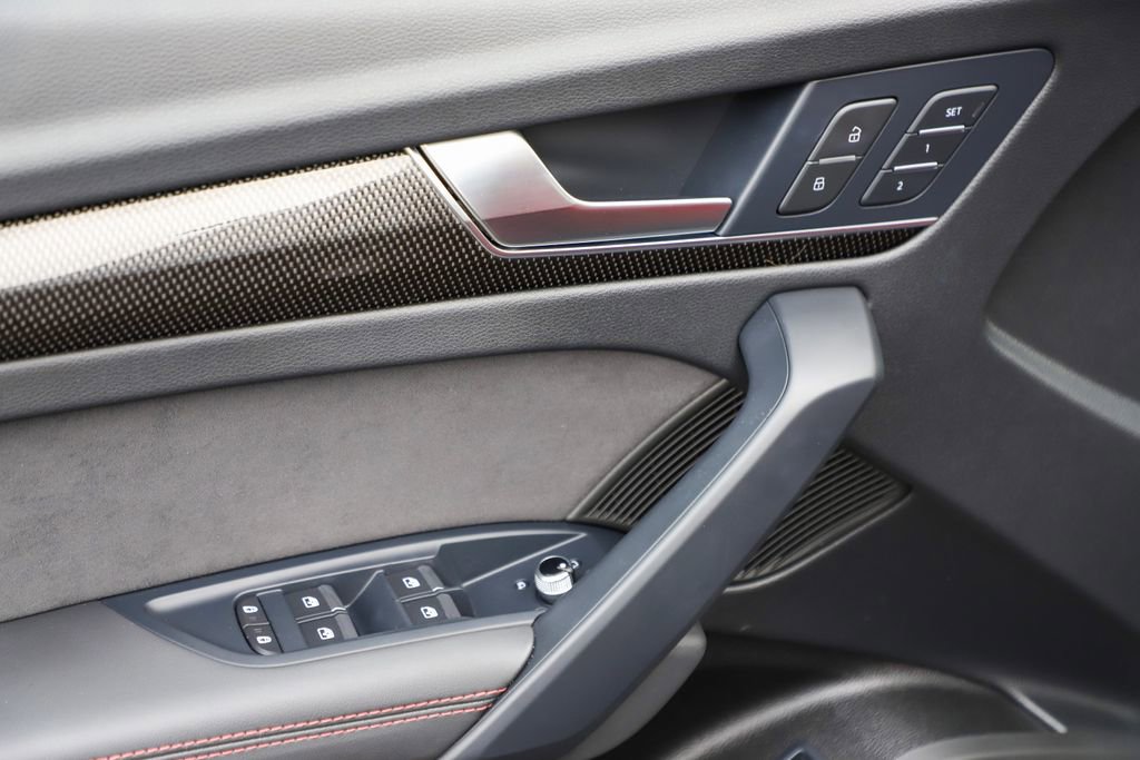 Used 2024 Audi SQ5 Premium Plus image 34