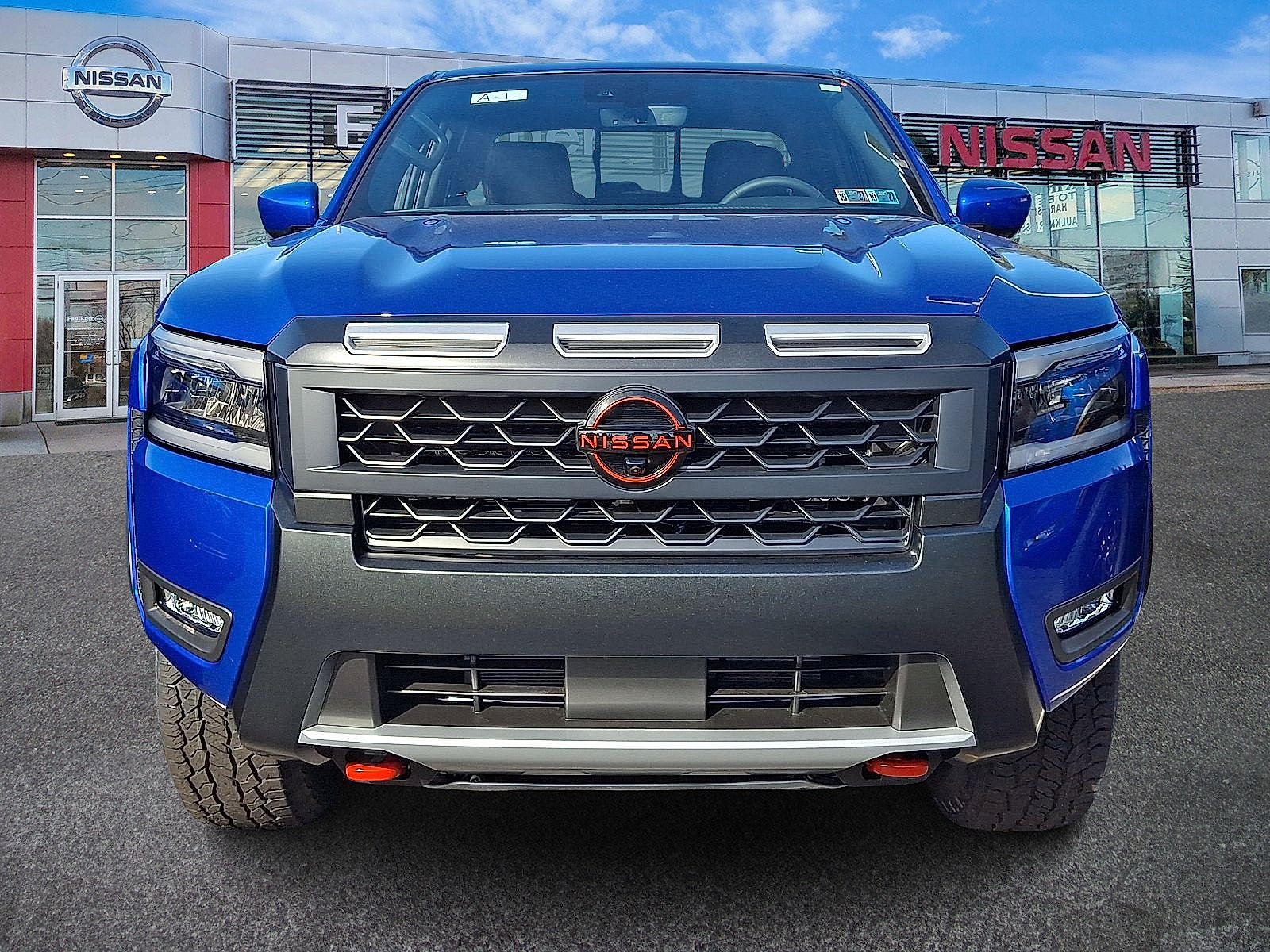 New 2027 Nissan Frontier PRO-4X AWD/4WD image 2