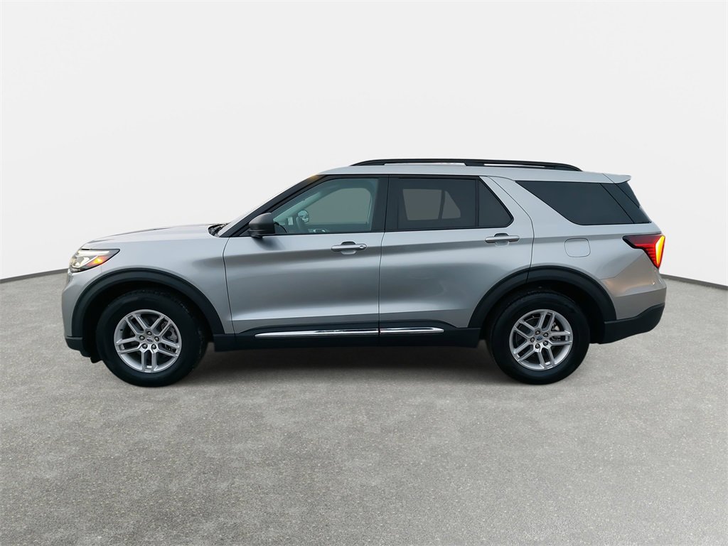 Used 2025 Ford Explorer Active w/ Active Comfort Package image 8