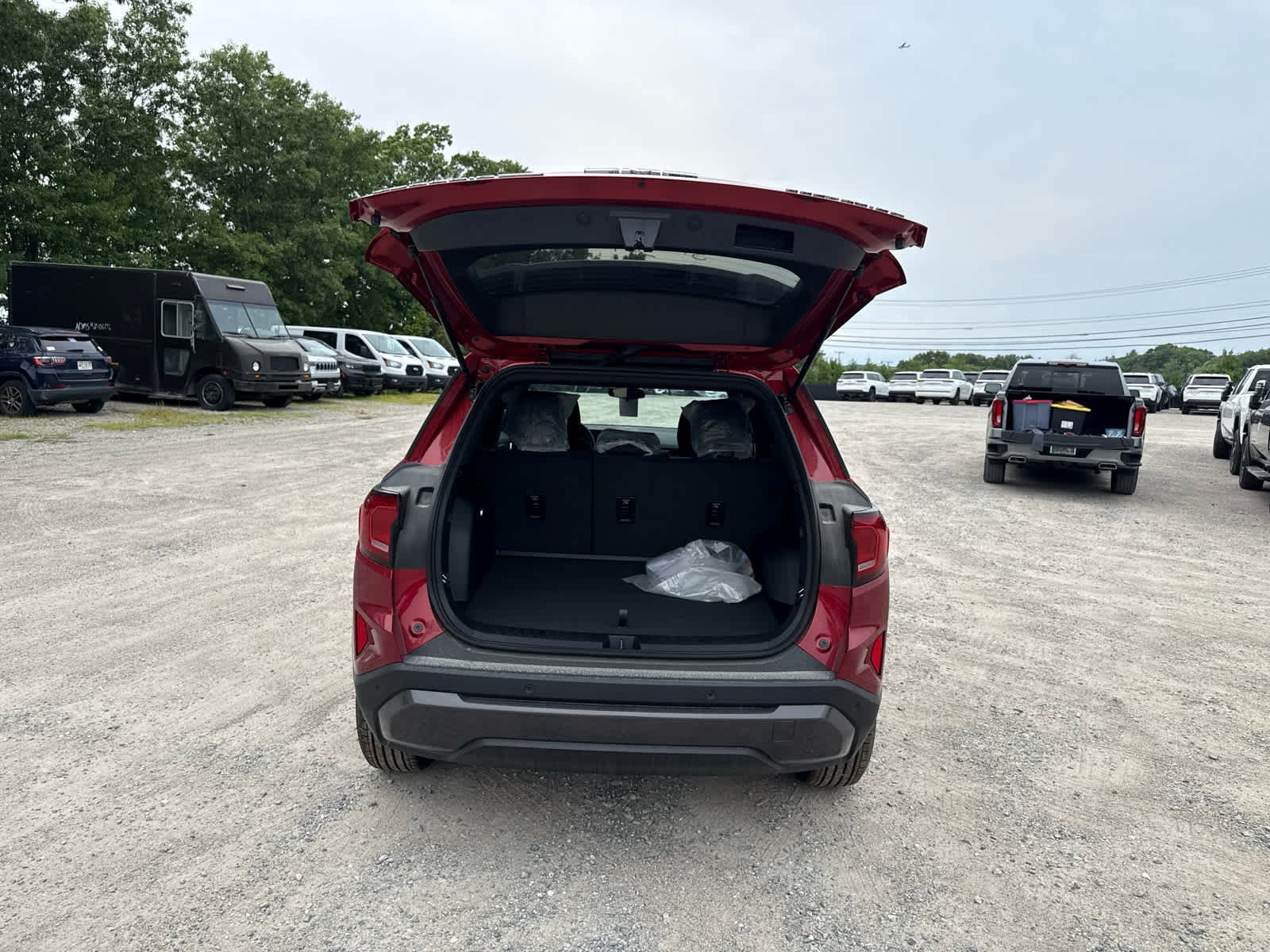 New 2027 GMC Terrain Elevation w/ LPO, Floor Liner Package AWD/4WD image 10