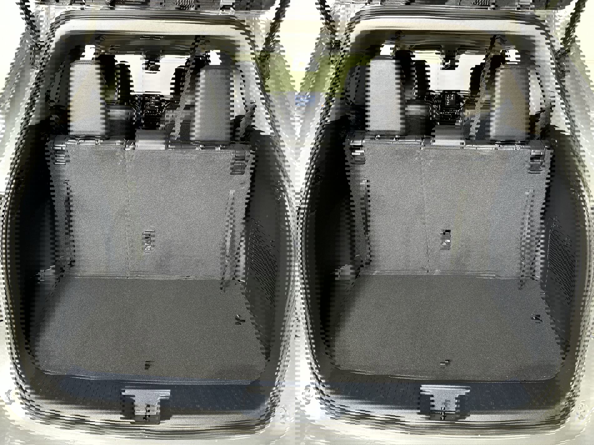 Used 2022 Toyota Highlander XLE image 63