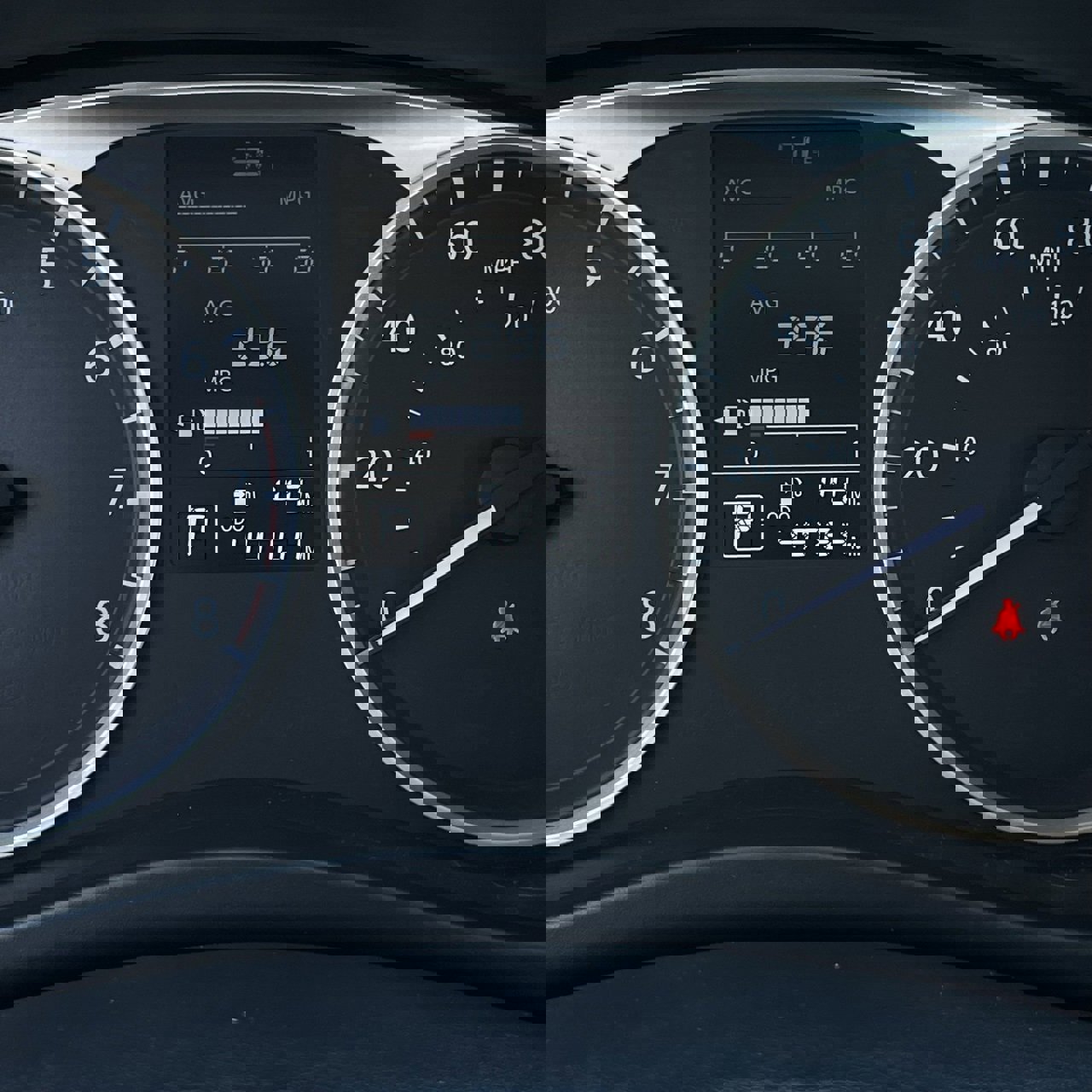 Used 2024 Nissan Kicks S image 15