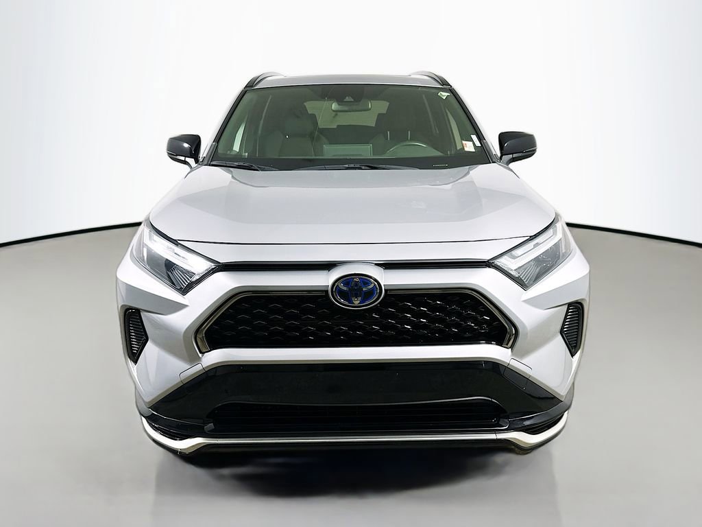 Used 2022 Toyota RAV4 SE w/ Weather & Moonroof Package image 2