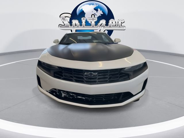 Used 2021 Chevrolet Camaro LT RWD image 5