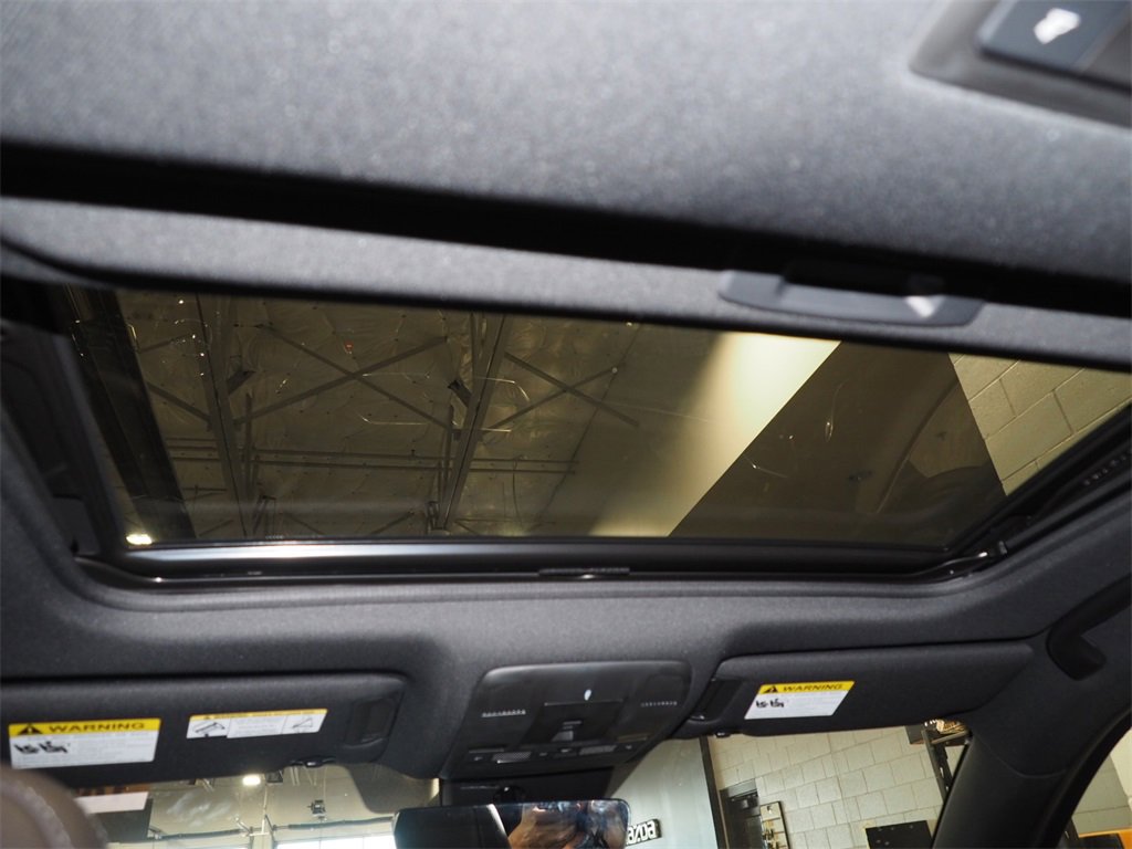 New 2025 MAZDA CX-5 Signature image 6