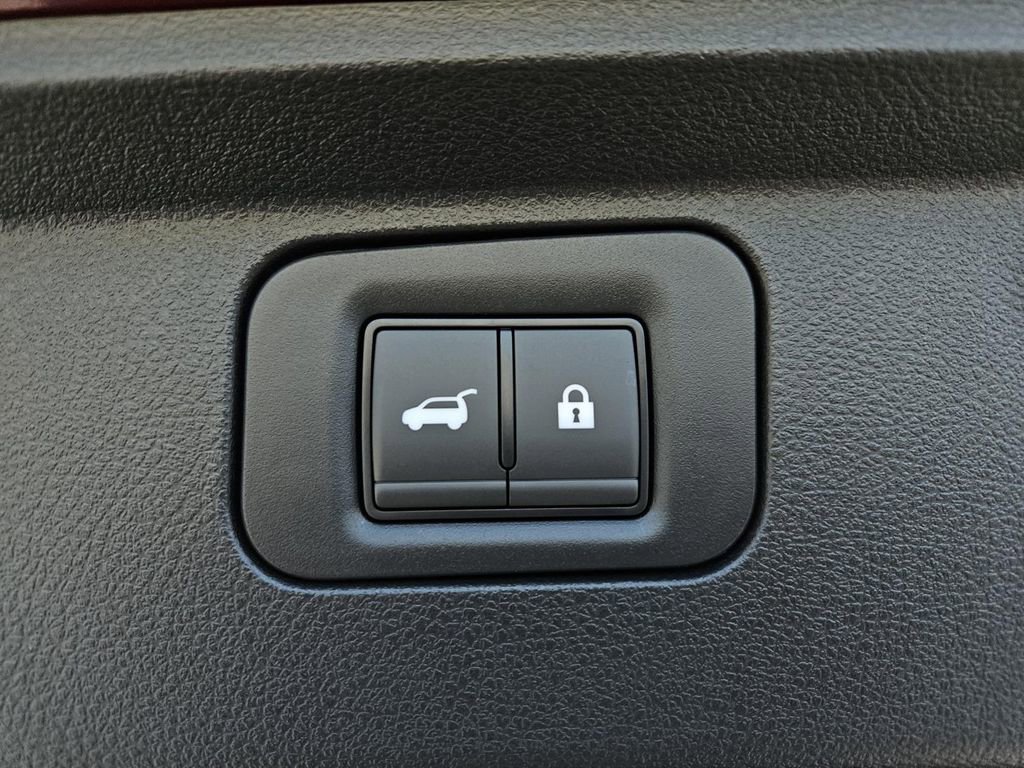 New 2026 Nissan Armada SL w/ Captain's Chari Seat Package image 6