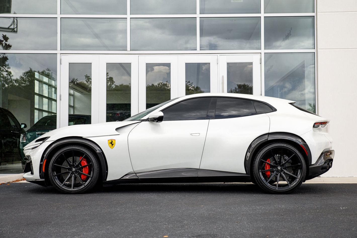 Used 2025 Ferrari Purosangue AWD/4WD image 6