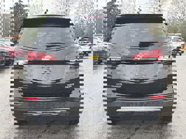 Used 2023 Chevrolet Equinox Premier image 4