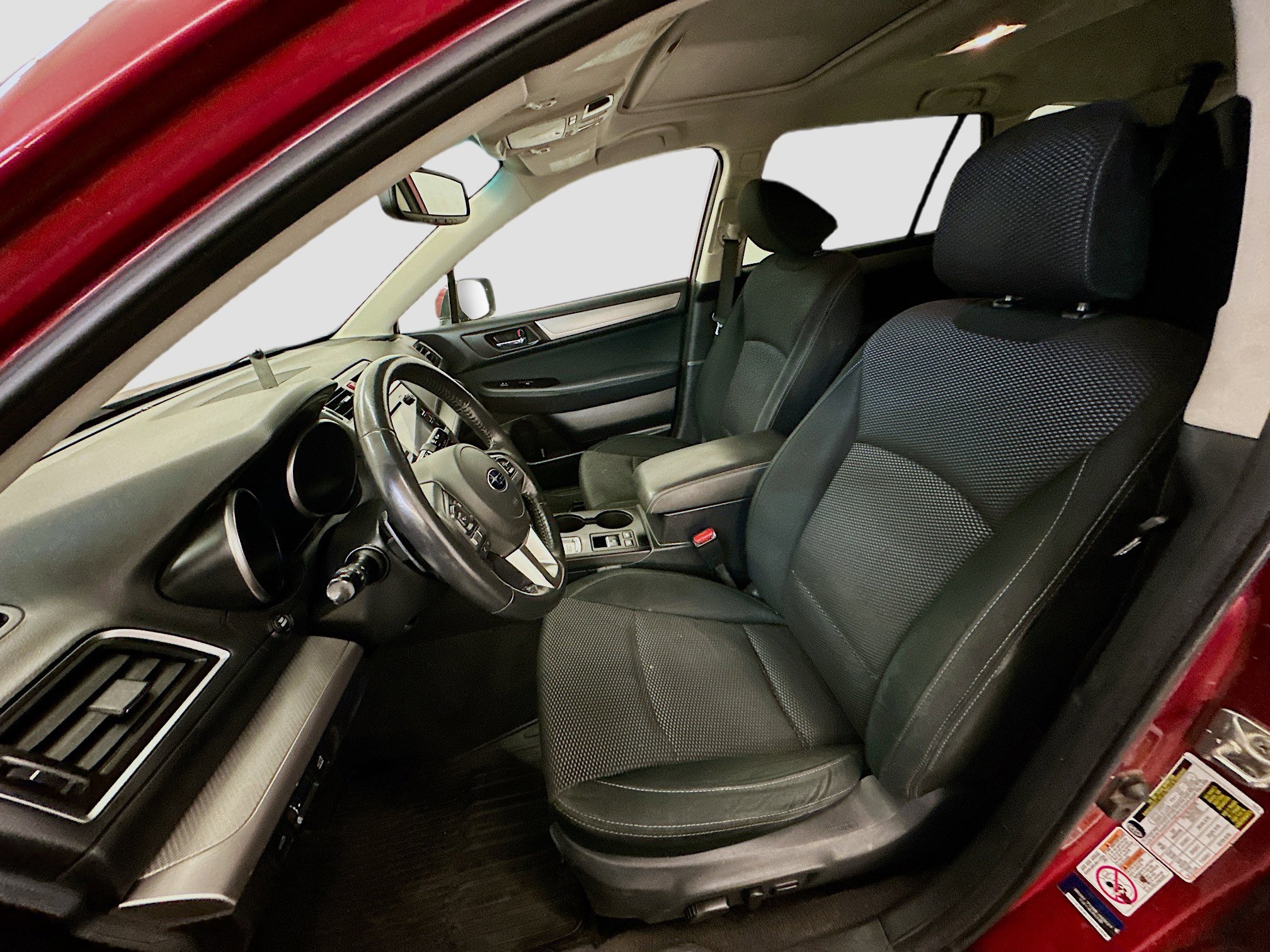 Used 2017 Subaru Outback 2.5i Premium image 13