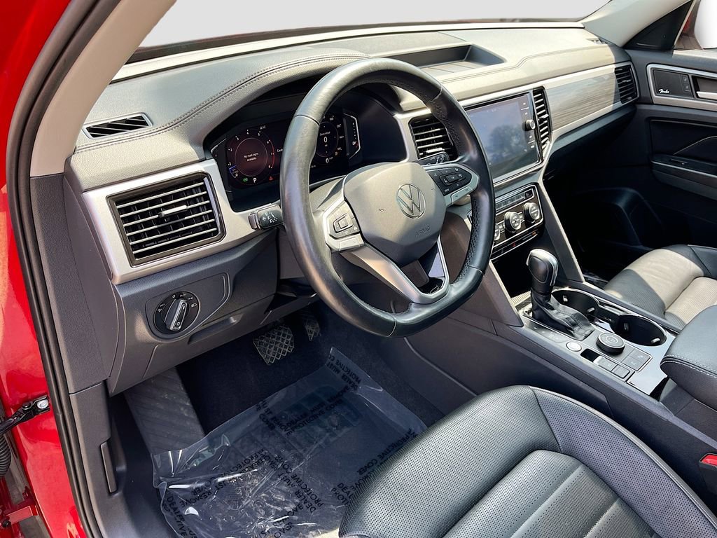 Used 2021 Volkswagen Atlas SEL Premium image 17