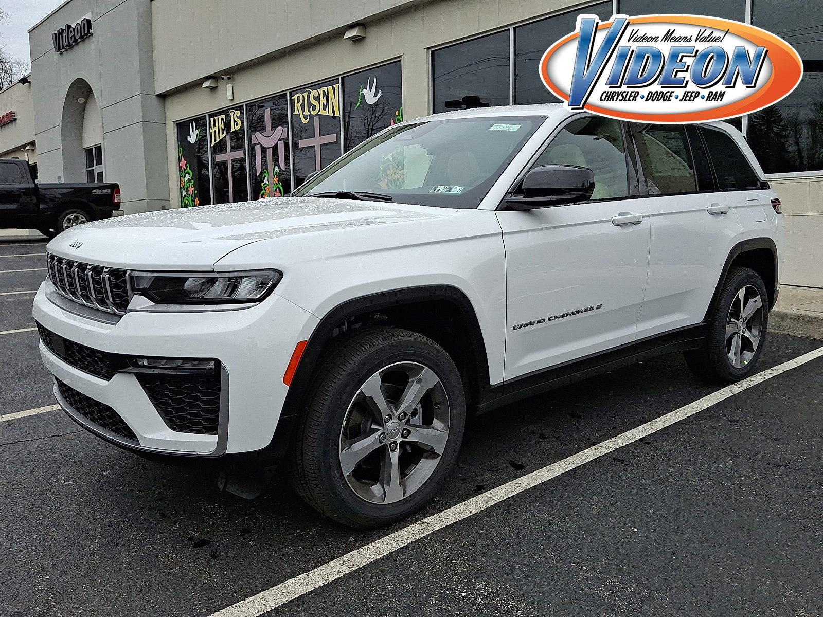New 2026 Jeep Grand Cherokee Limited w/ Trailer Tow Package image 1