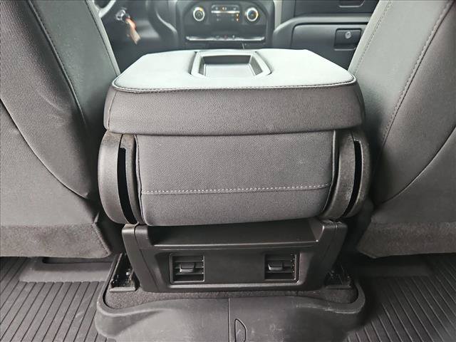 Used 2020 Chevrolet Silverado 1500 Custom w/ Custom Value Package AWD/4WD image 17