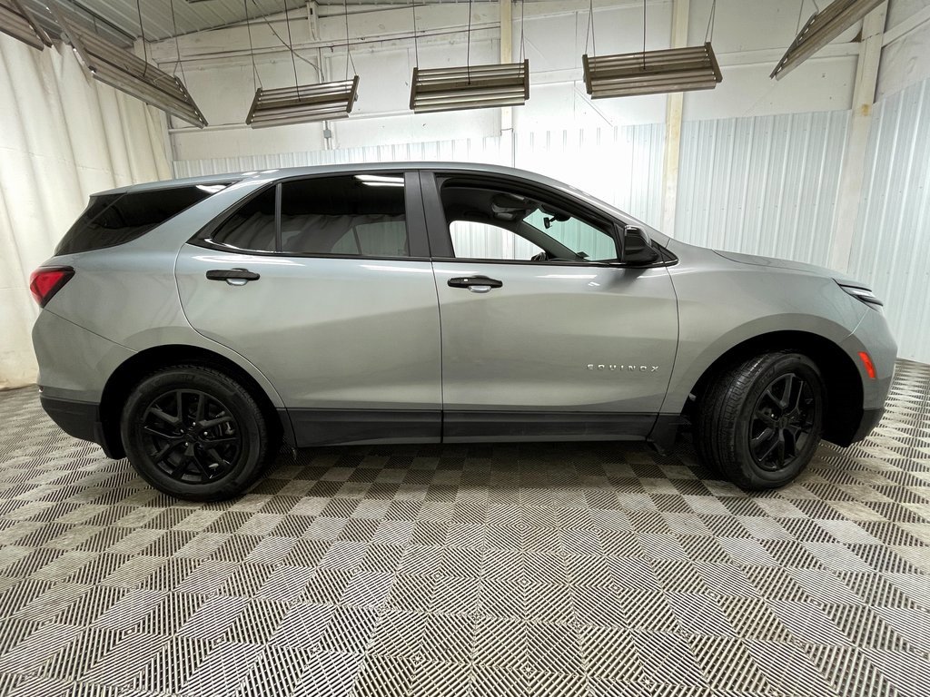 Certified 2024 Chevrolet Equinox LT w/ LPO, Floor Liner Package image 19