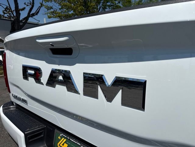 Used 2026 RAM 2500 Laramie AWD/4WD image 15