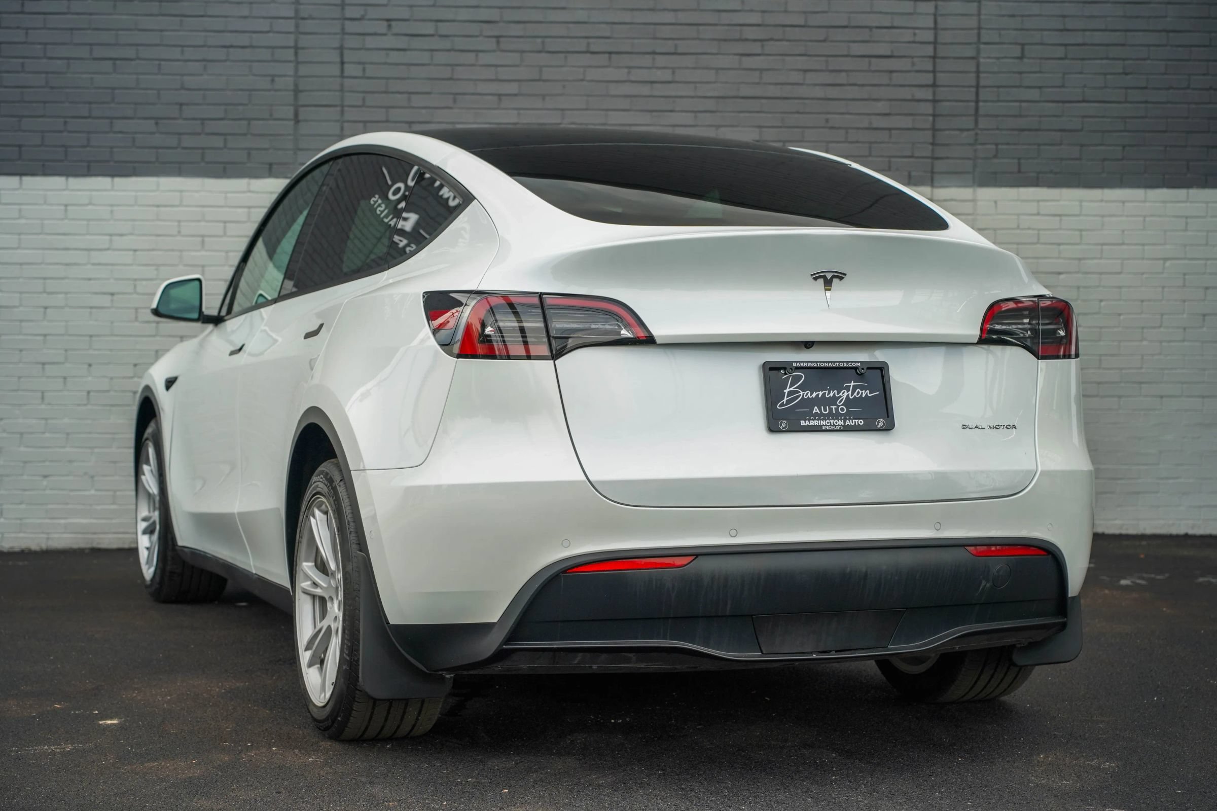 Used 2022 Tesla Model Y Long Range AWD/4WD image 7