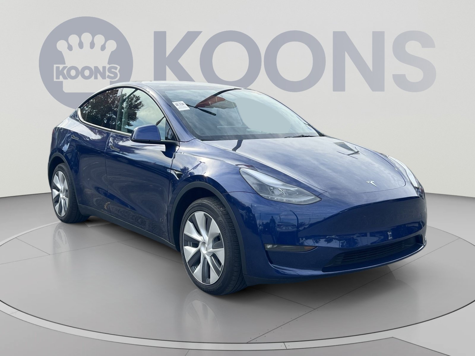 Used 2023 Tesla Model Y Long Range AWD/4WD image 2