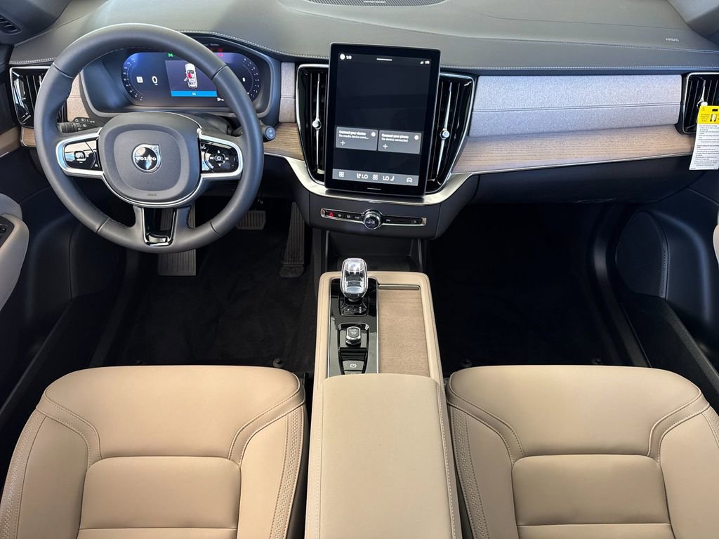 New 2026 Volvo XC90 B6 Plus w/ Protection Package Premier image 12