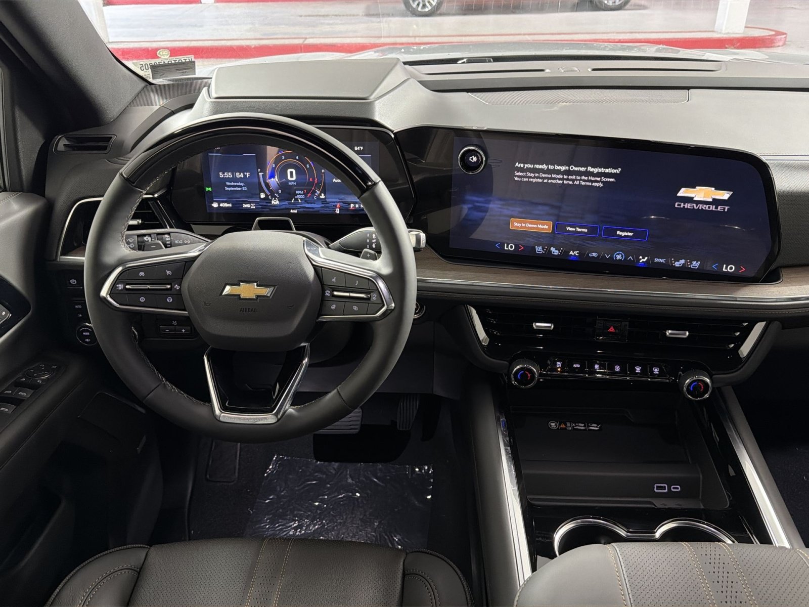 New 2026 Chevrolet Suburban High Country AWD/4WD image 16