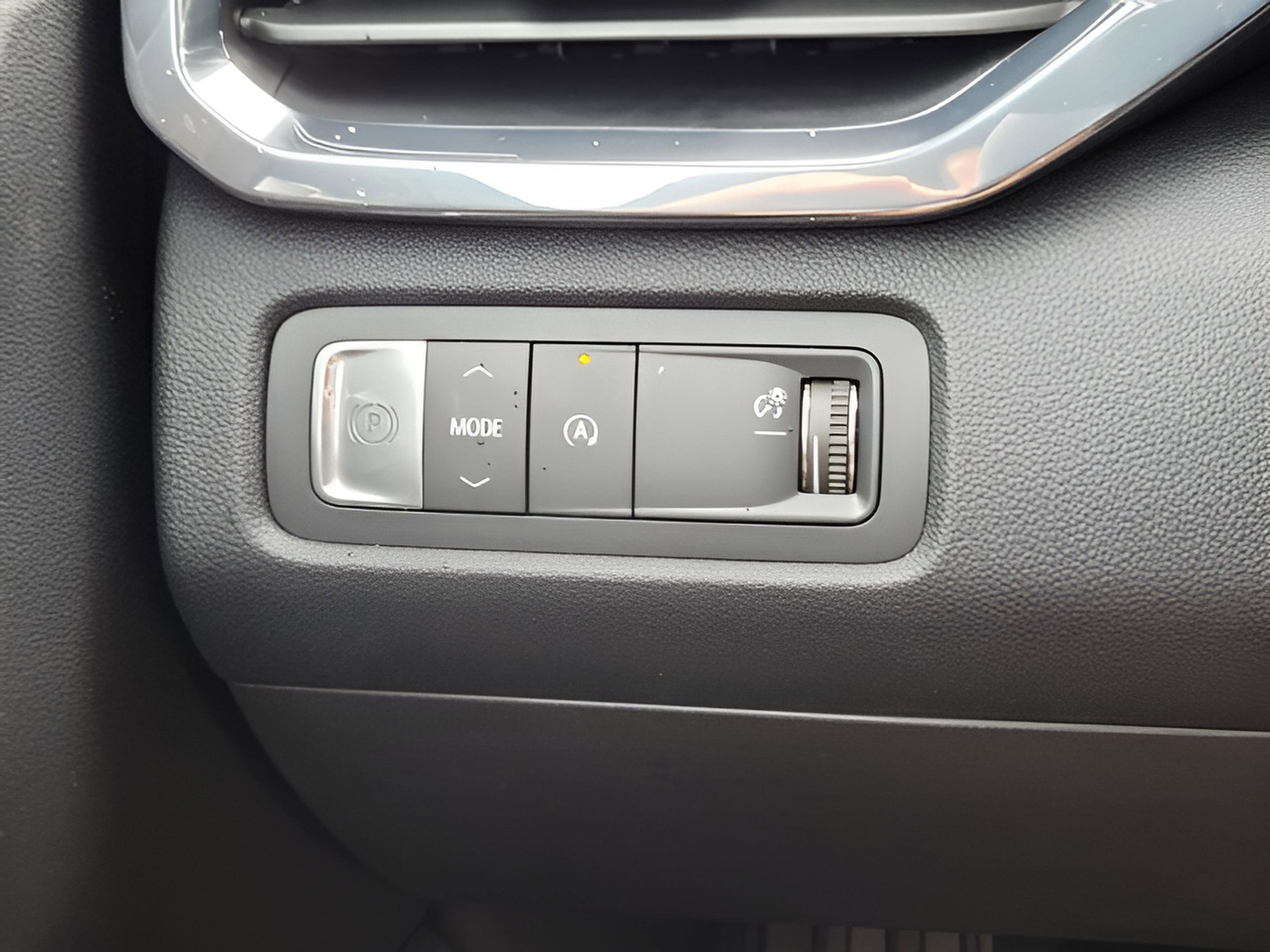 New 2026 GMC Acadia Elevation w/ Black Edition image 31