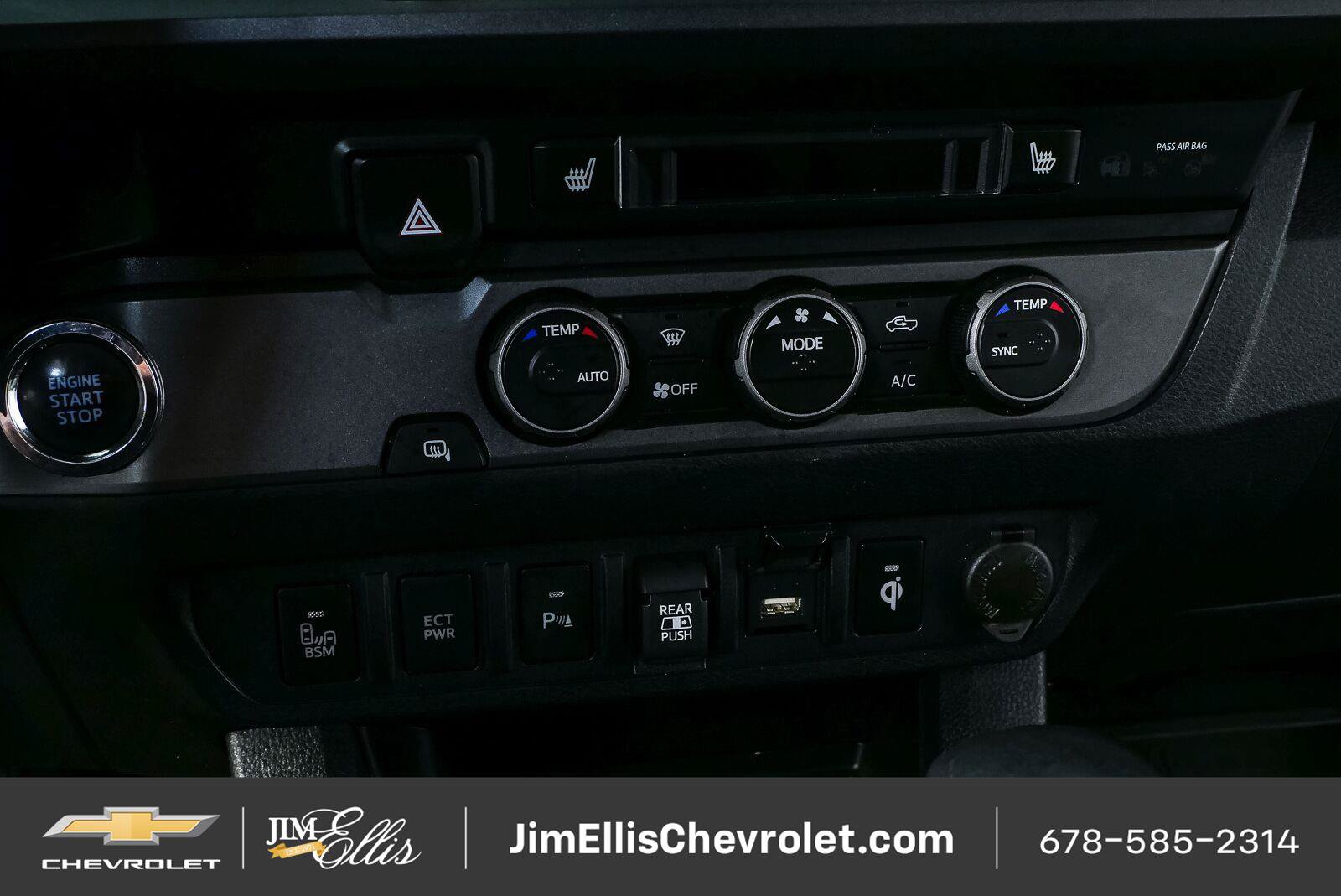 Used 2022 Toyota Tacoma TRD Off-Road w/ TRD Premium Off Road Package RWD image 17