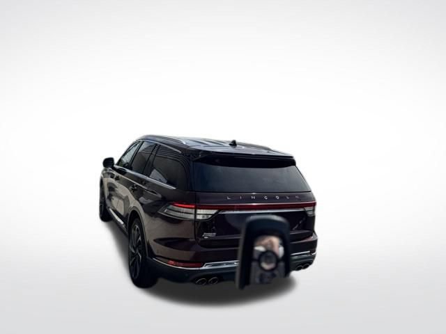 Used 2020 Lincoln Aviator Reserve w/ Equipment Group 202A image 2
