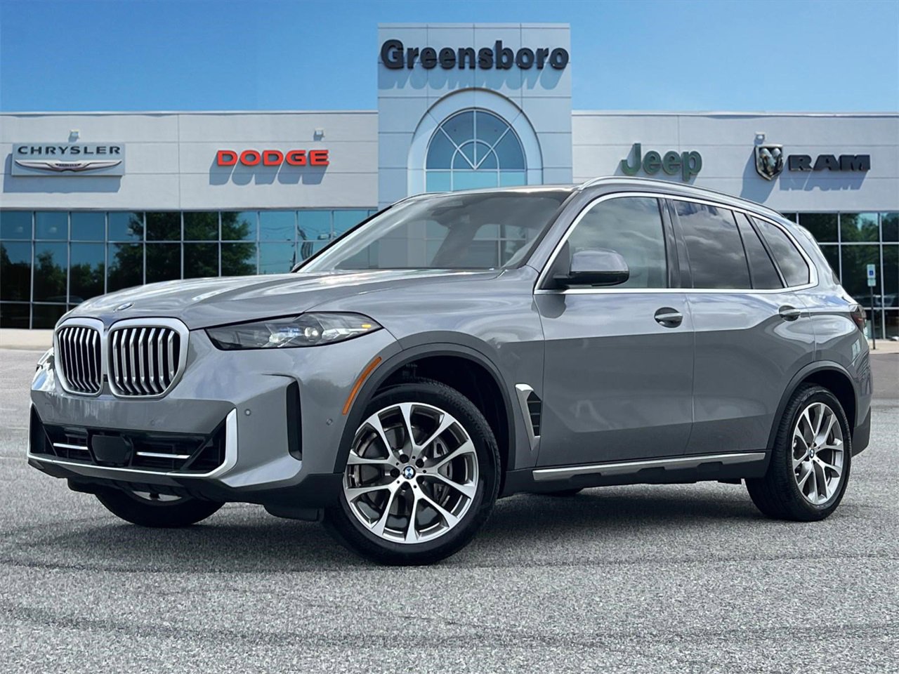 Used 2024 BMW X5 xDrive40i w/ Parking Assistance Package