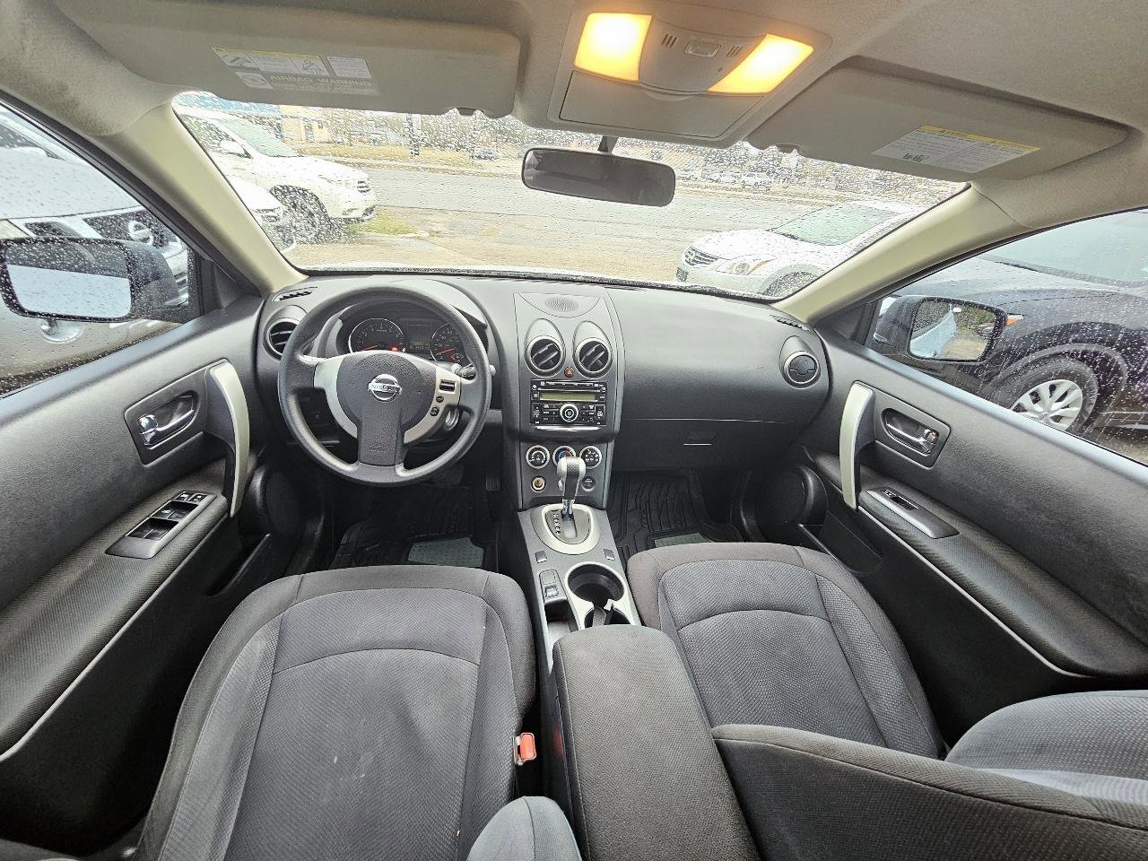 Used 2013 Nissan Rogue S image 13