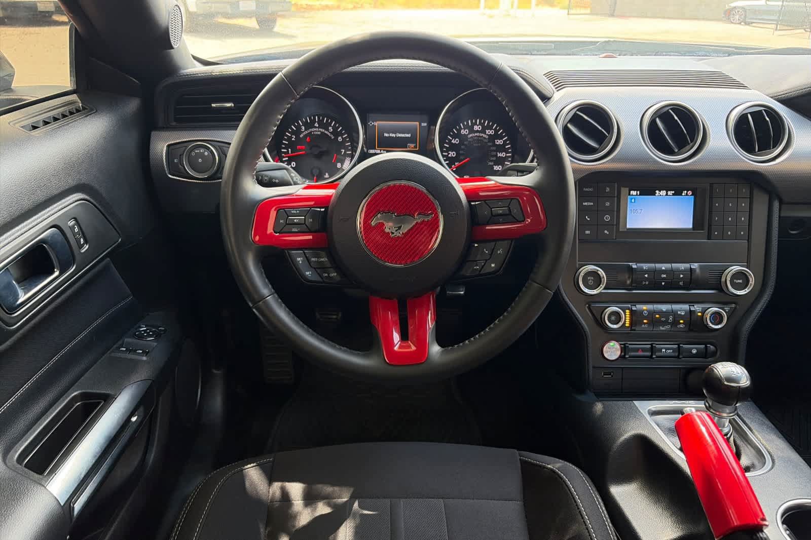 Used 2021 Ford Mustang GT RWD image 14