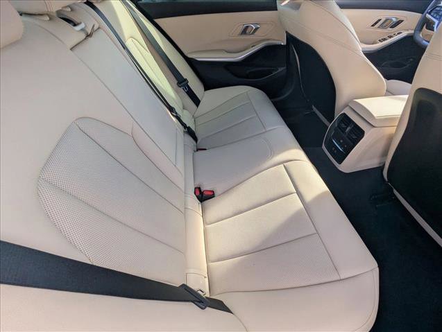 Certified 2025 BMW 330i Sedan w/ Premium Package image 21