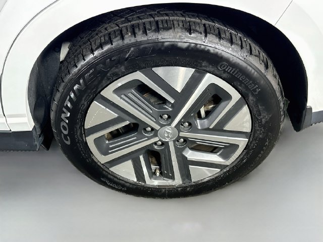 Used 2022 Hyundai Kona Limited FWD image 31