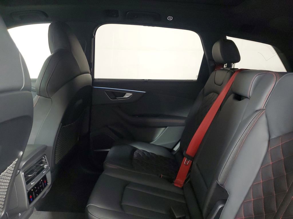 New 2026 Audi Q7 3.0T Prestige AWD/4WD image 11