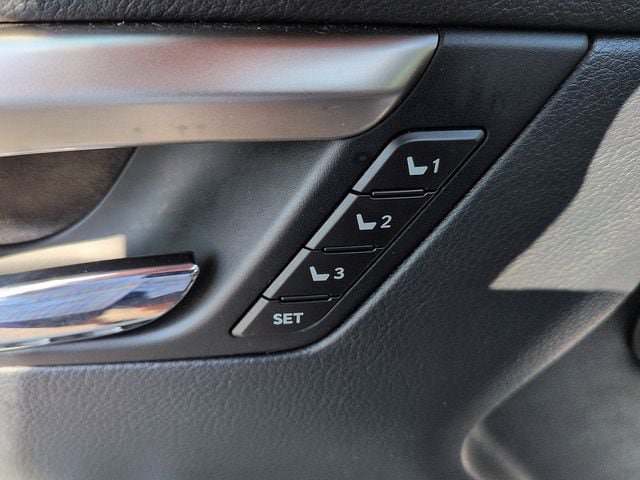 Used 2019 Lexus RX 350L AWD w/ Premium Package image 16
