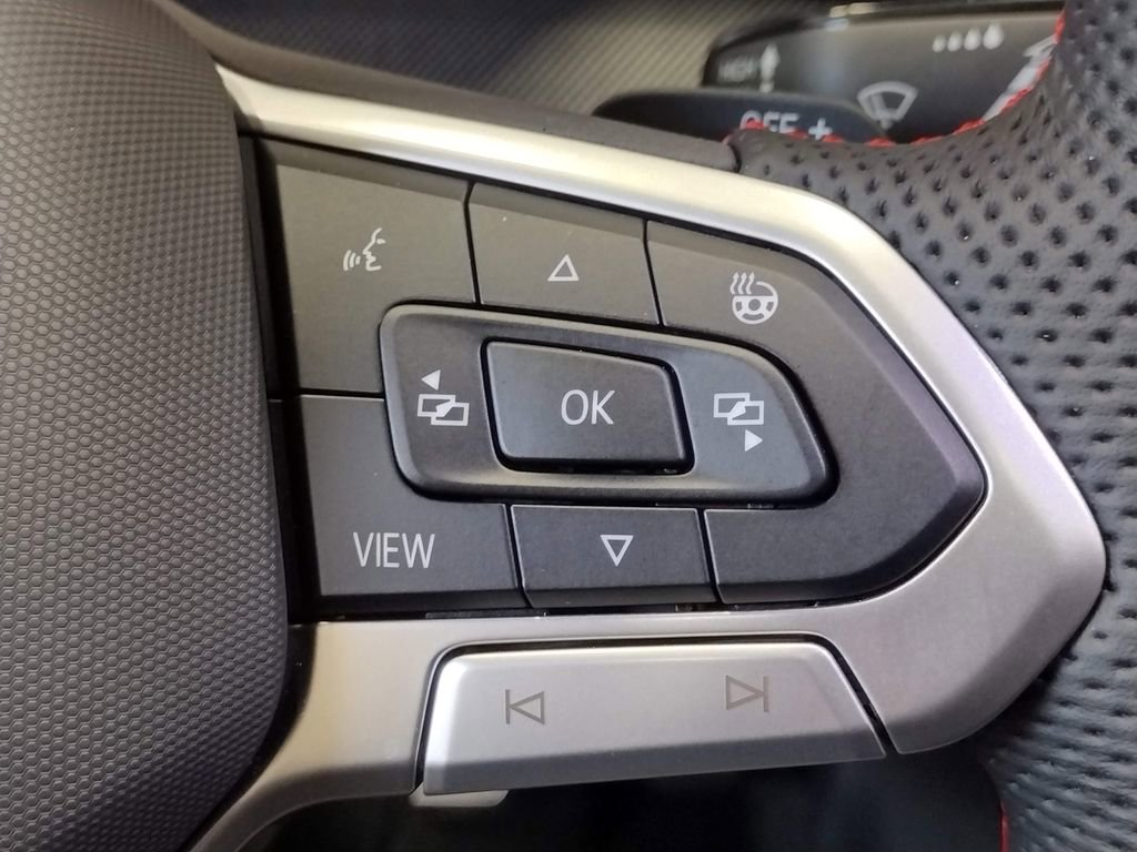 New 2026 Volkswagen GTI SE image 28