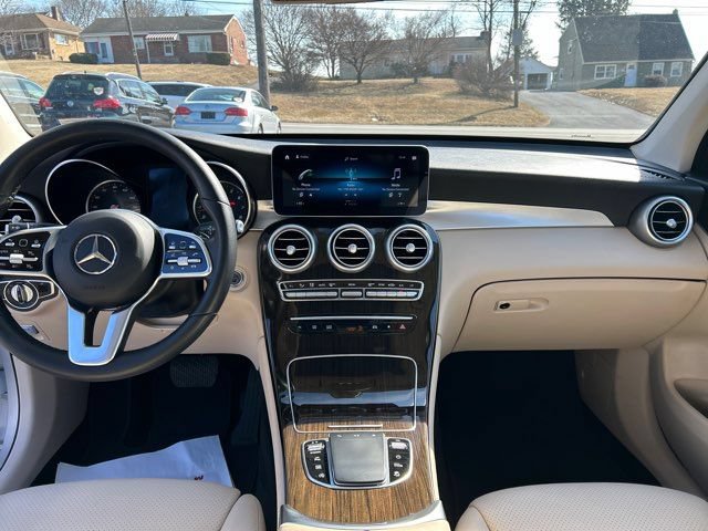 Used 2020 Mercedes-Benz GLC 300 image 28