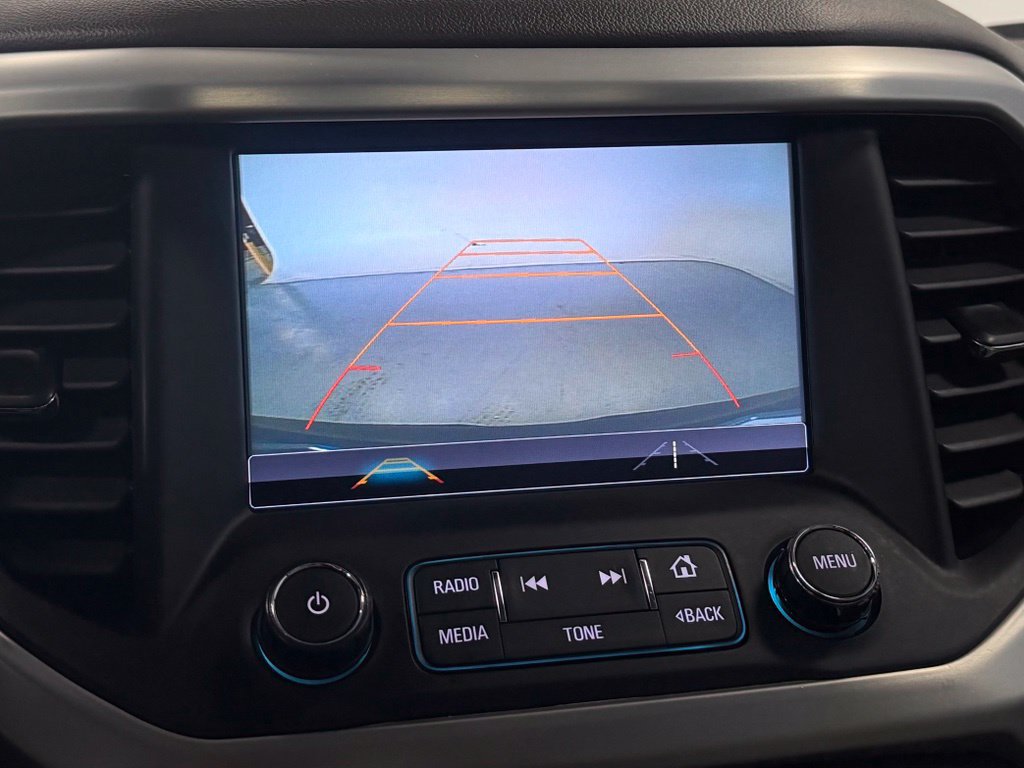 Used 2017 GMC Acadia SLT w/ LPO, Floor Liner Package FWD image 19