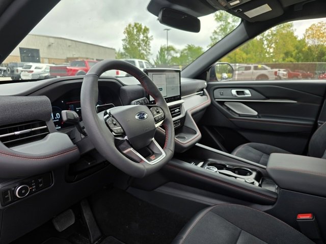 Used 2025 Ford Explorer ST w/ Sun And Sound Package image 11