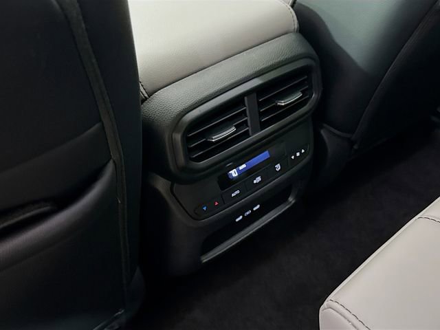 Used 2025 Honda Pilot Touring image 26