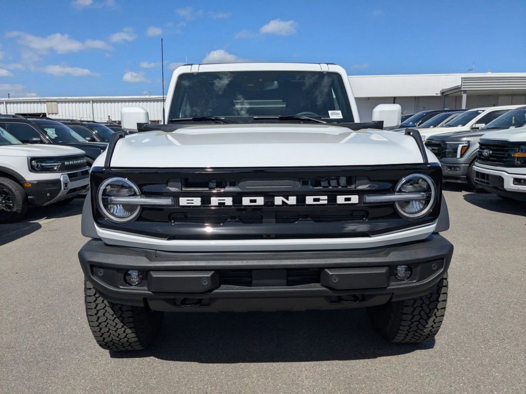 New 2026 Ford Bronco Outer Banks w/ Sasquatch Package image 9