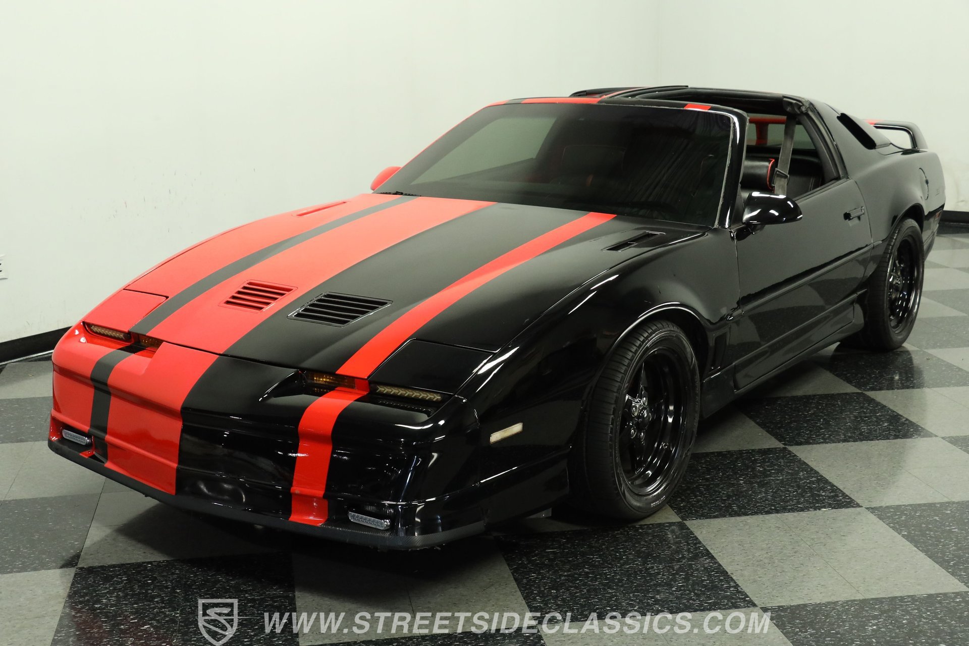 Used 1989 Pontiac Firebird Trans Am RWD image 18