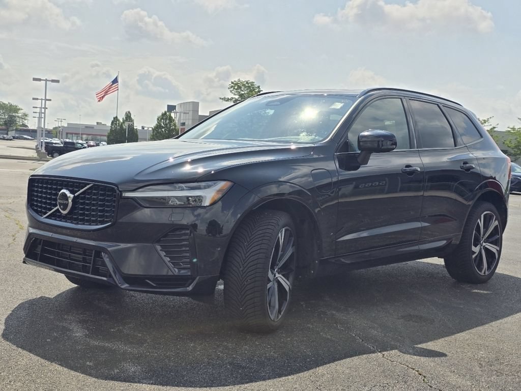 Used 2023 Volvo XC60 T8 Ultimate AWD/4WD image 12
