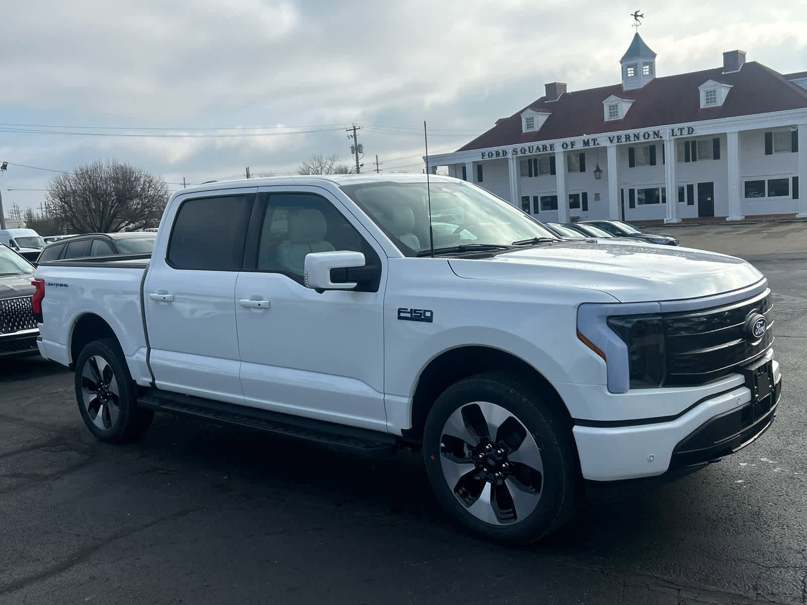 New 2025 Ford F150 Lightning Platinum image 10