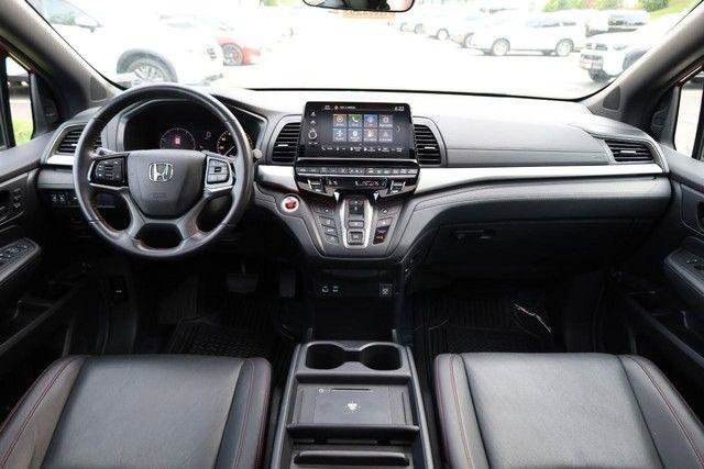 Used 2025 Honda Odyssey Sport-L image 25