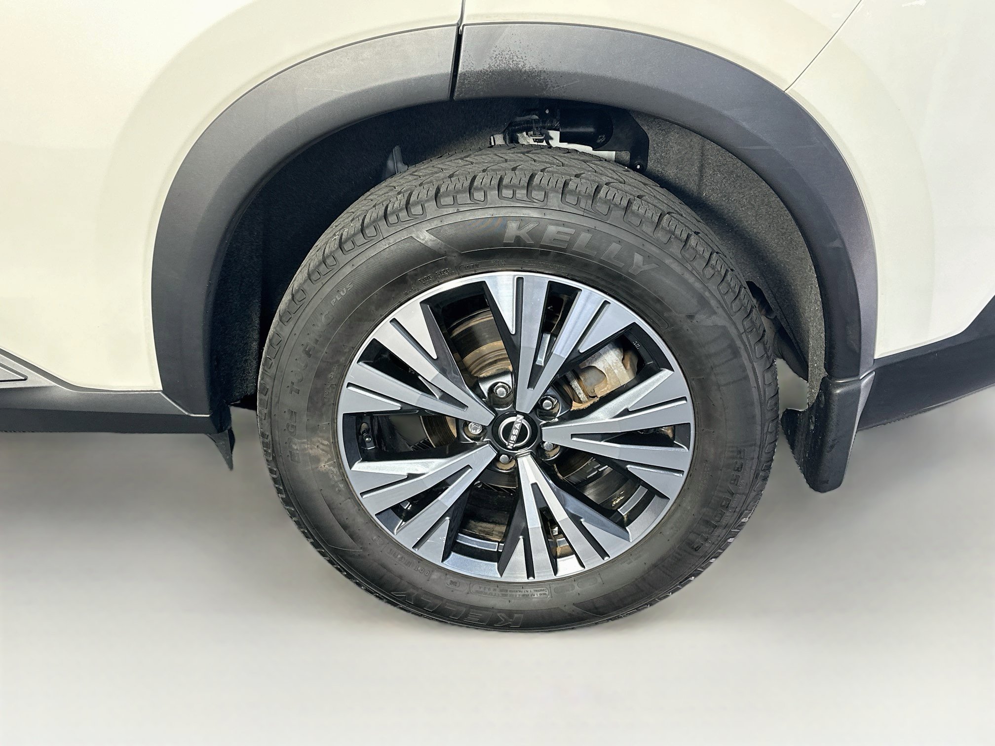 Used 2023 Nissan Rogue SV FWD image 11