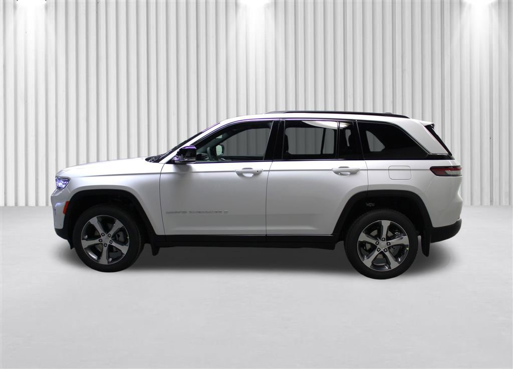 New 2025 Jeep Grand Cherokee Limited w/ Luxury Tech Group II image 7