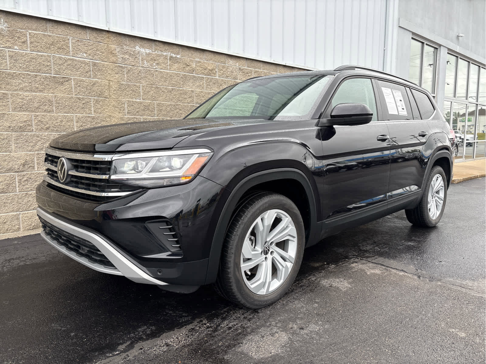 Used 2021 Volkswagen Atlas SE image 26