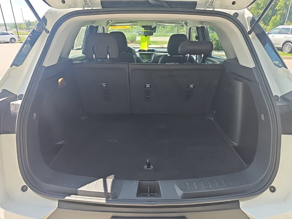 Used 2023 Chevrolet TrailBlazer LS FWD image 34