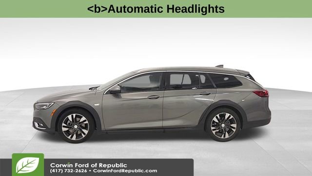 Used 2018 Buick Regal Essence w/ Driver Confidence Package #1 image 4