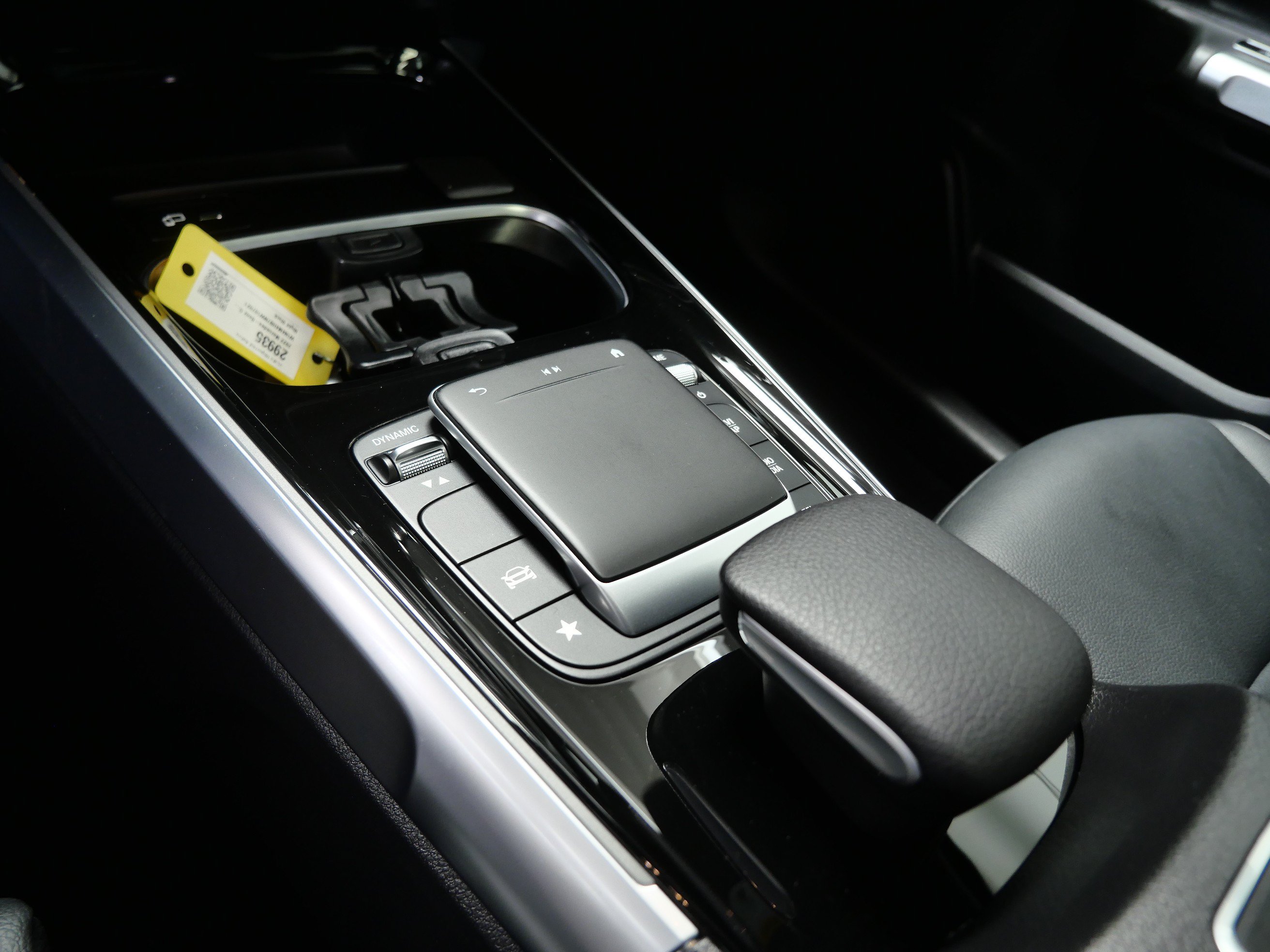 Certified 2022 Mercedes-Benz GLB 250 4MATIC image 22