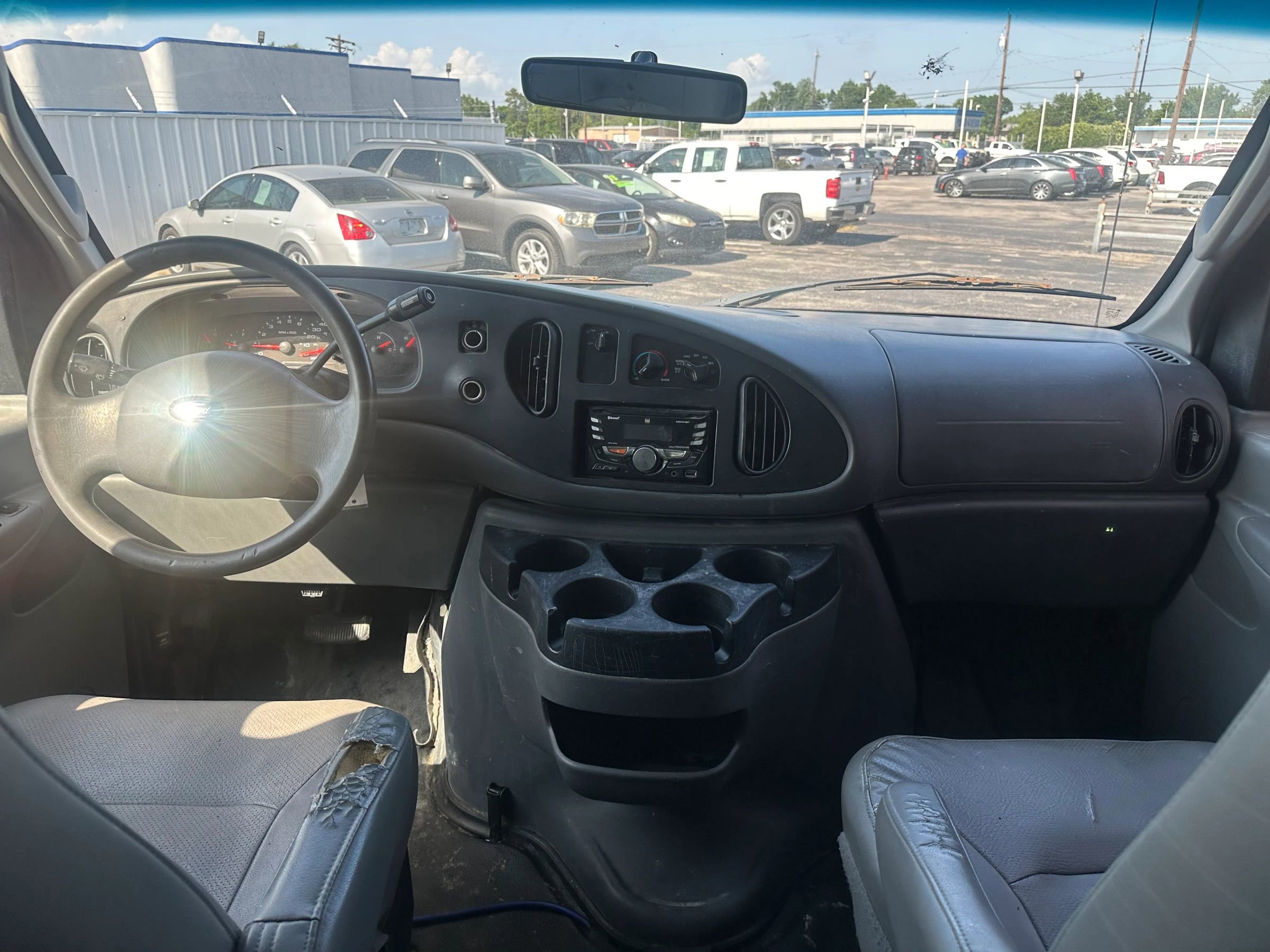 Used 2008 Ford E-150 and Econoline 150 image 15